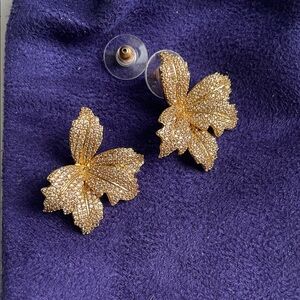 Elegant Gold Leaf Earrings